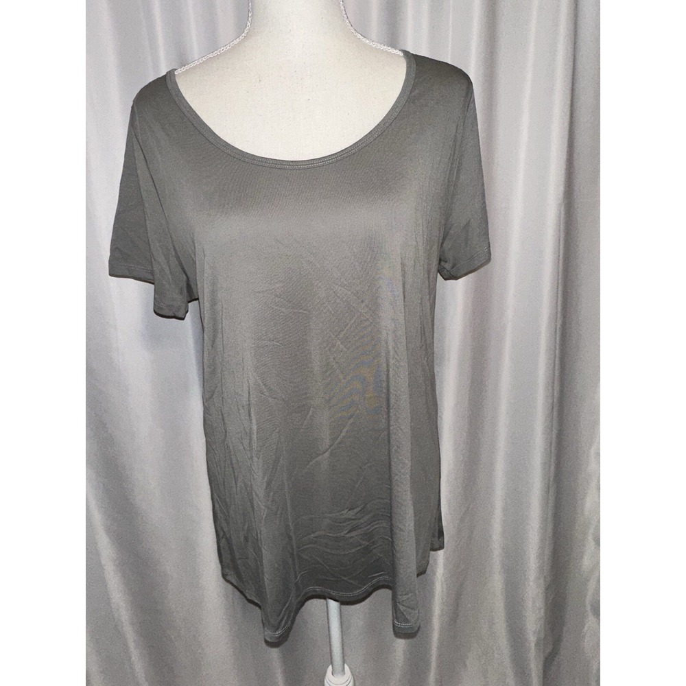 LulaRoe Top Size L Gray Short Sleeve Pullover Comfy hi-low